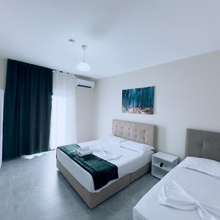 Molla Hotel Restorant Shëngjin Екстериор снимка