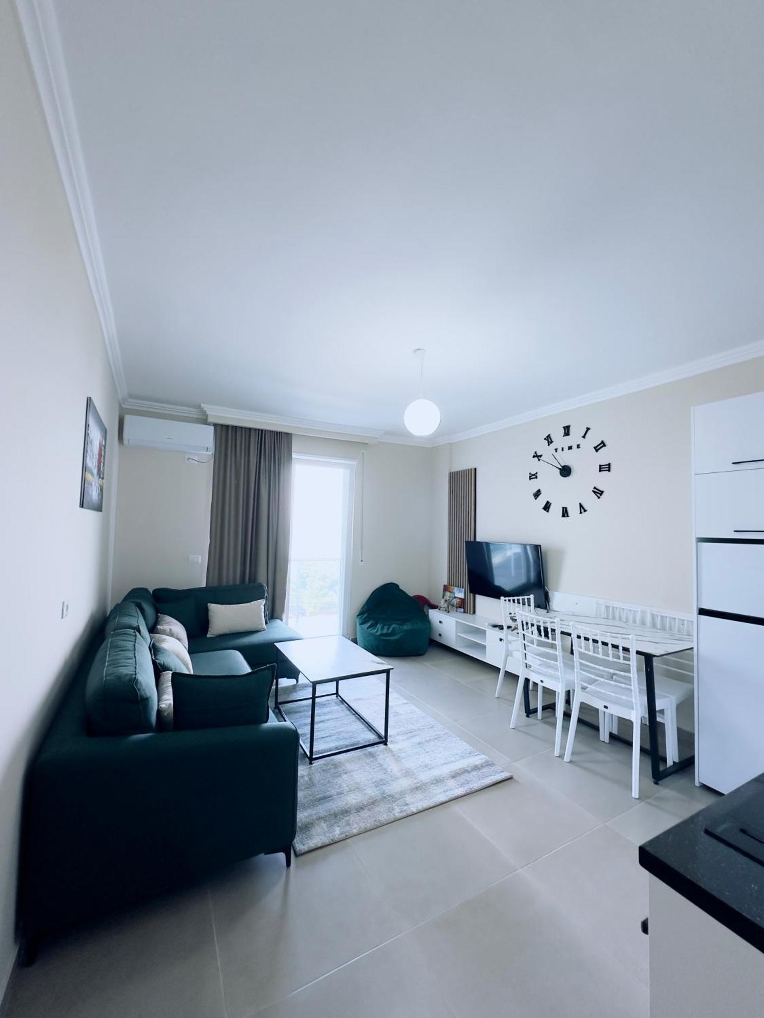 Molla Hotel Restorant Shëngjin Екстериор снимка