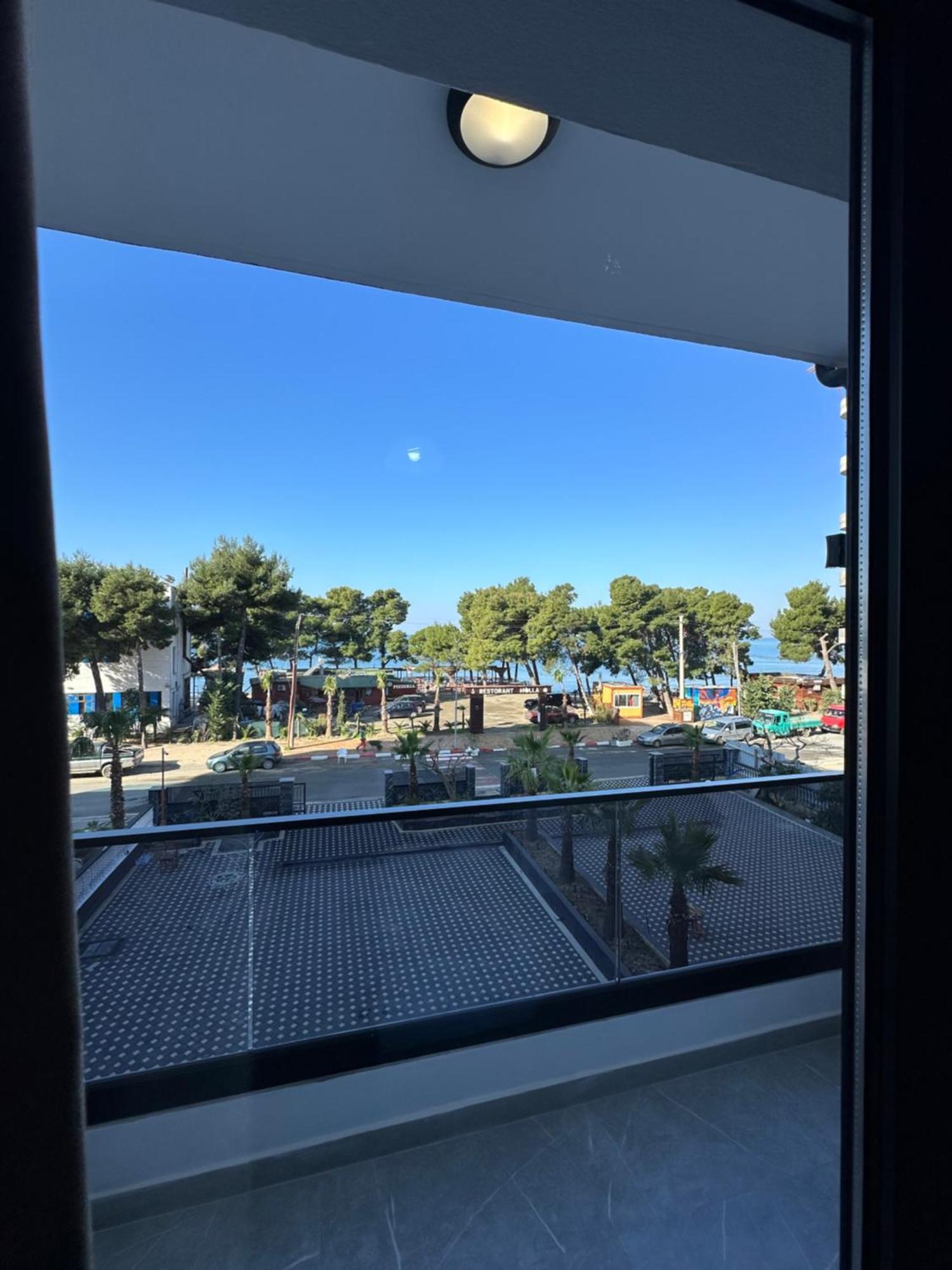 Molla Hotel Restorant Shëngjin Екстериор снимка
