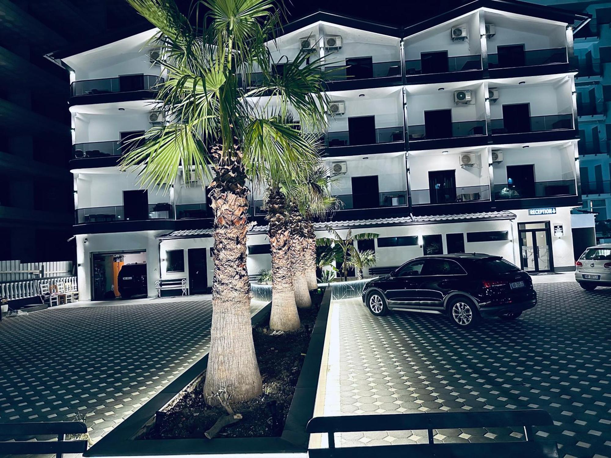 Molla Hotel Restorant Shëngjin Екстериор снимка